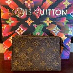 Louis Vuitton Toiletry 15 SOLD OUT! Authentic!